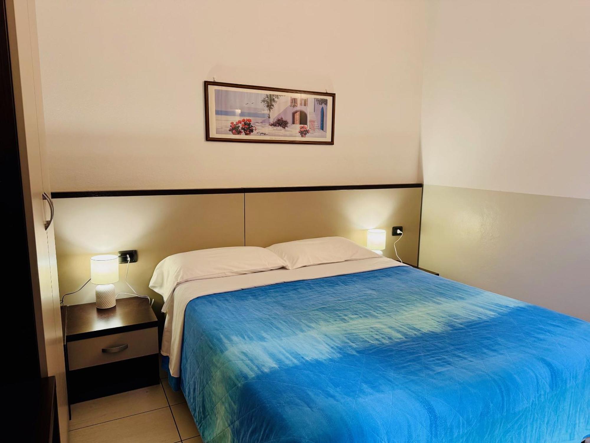 Hotel Marco'S Комо Екстериор снимка